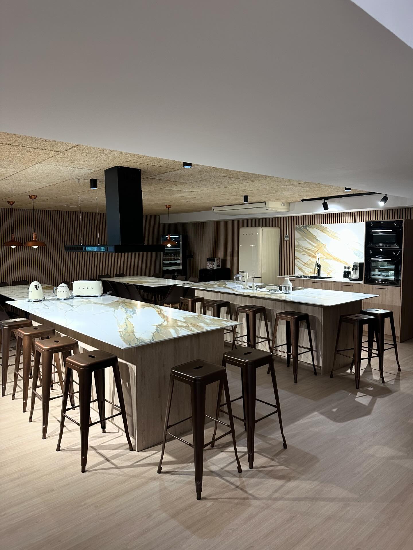 Espacio Cocina SMEG de VERANSTAL en Zaragoza